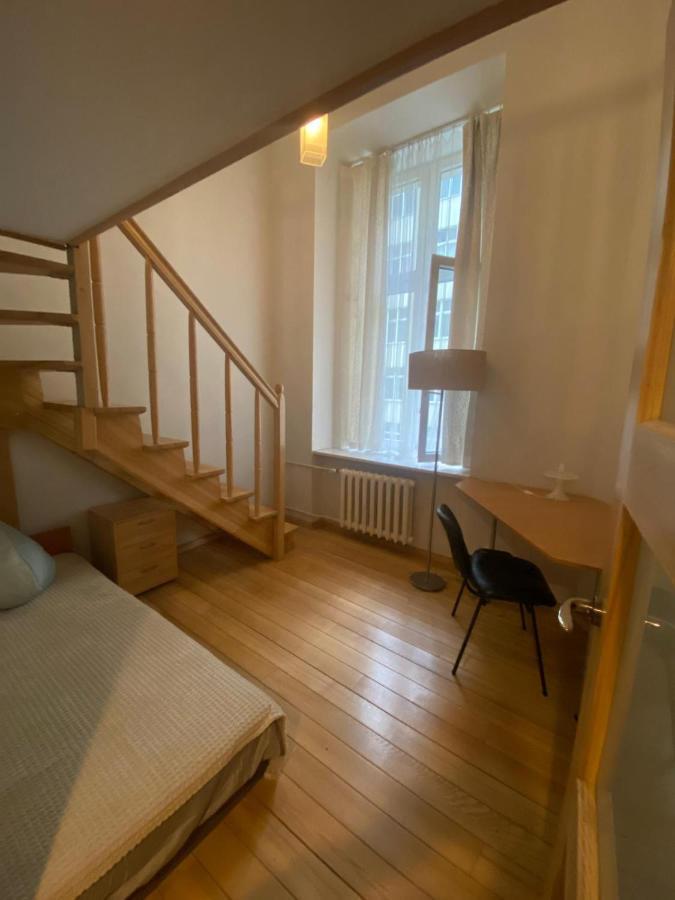 Dwupoziomowy Hoza Apartment Warsaw