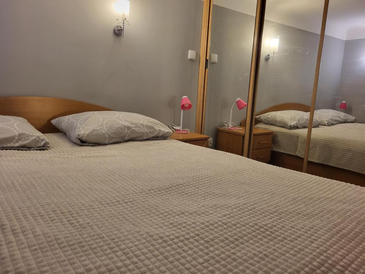 Dwupoziomowy Hoza Apartment Warsaw